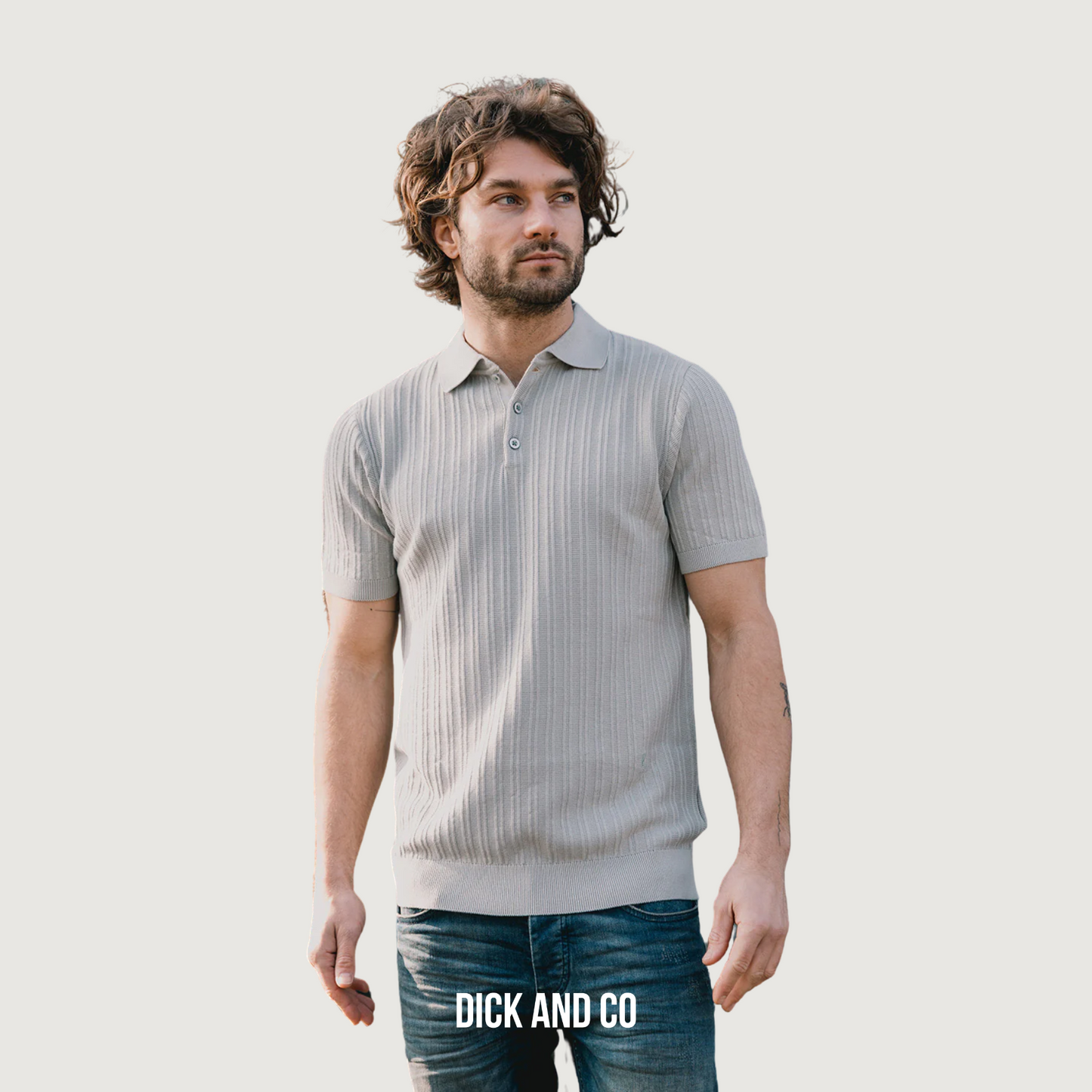 Vertical polo