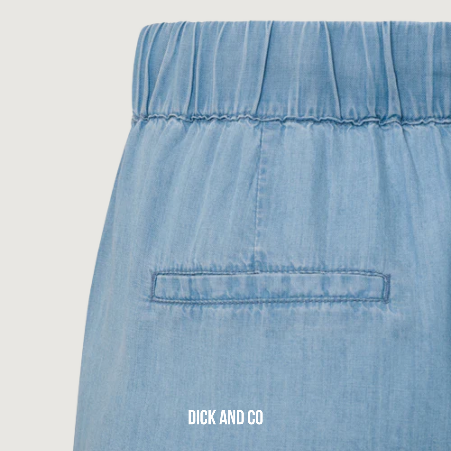Luchtige korte broek (01-321018-504)