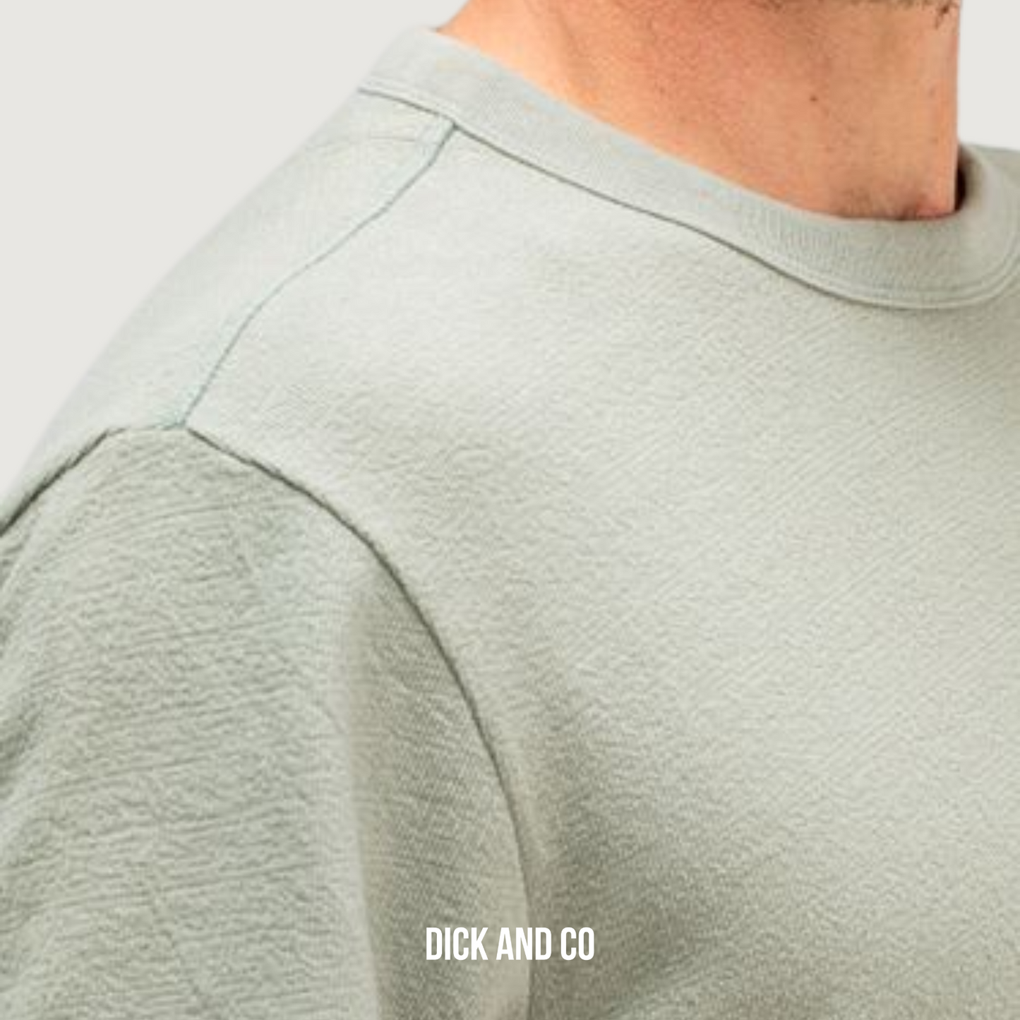 Adrien Loose Pkt Tee