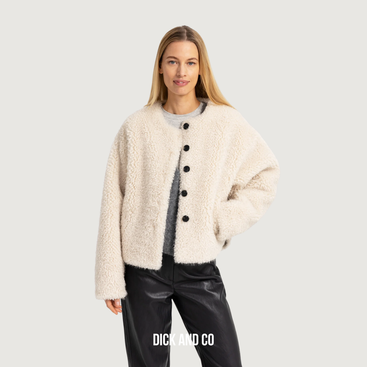 YAYA Kort oversized jasje van imitatiebont in de kleur beige (bleached sand beige)
