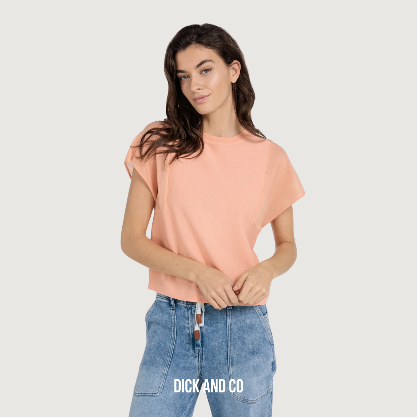 YAYA Top met transparante korte mouwen en ronde hals in de kleur oranje (peach palazzo orange)
