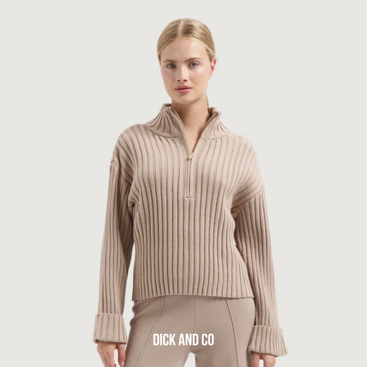 Monique trui (240569)