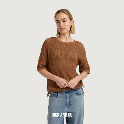 YAYA Opengebreide top met korte mouwen en artwork in de kleur bruin (foxtrot brown)