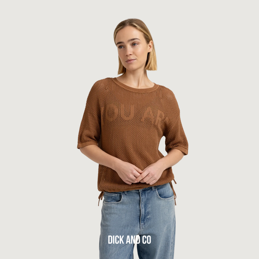 YAYA Opengebreide top met korte mouwen en artwork in de kleur bruin (foxtrot brown)