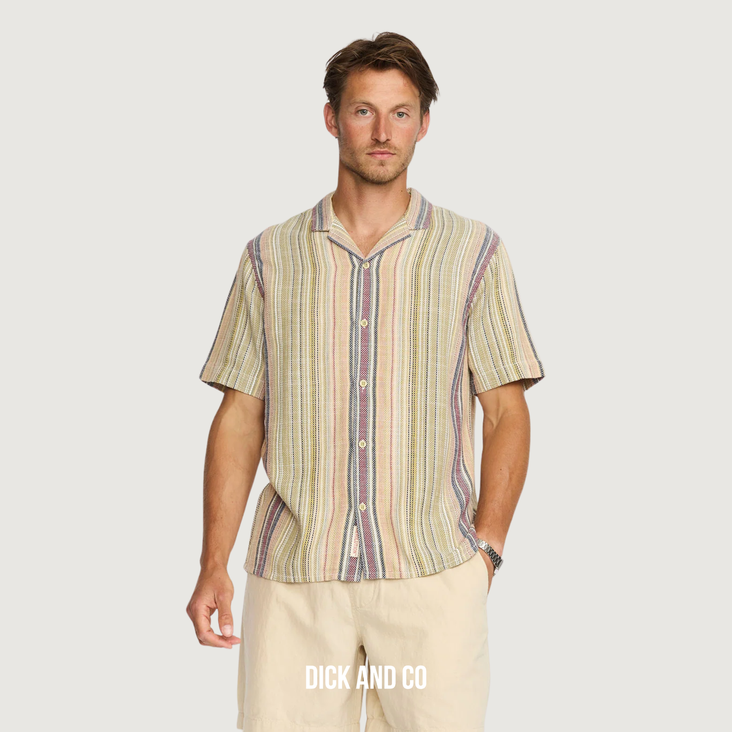 RVLT Short-sleeved Cuban shirt overhemd in de kleur groen (army)