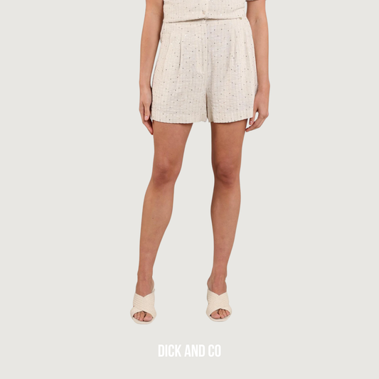 NUKUS Gigi short Paillet in de kleur beige (sand)