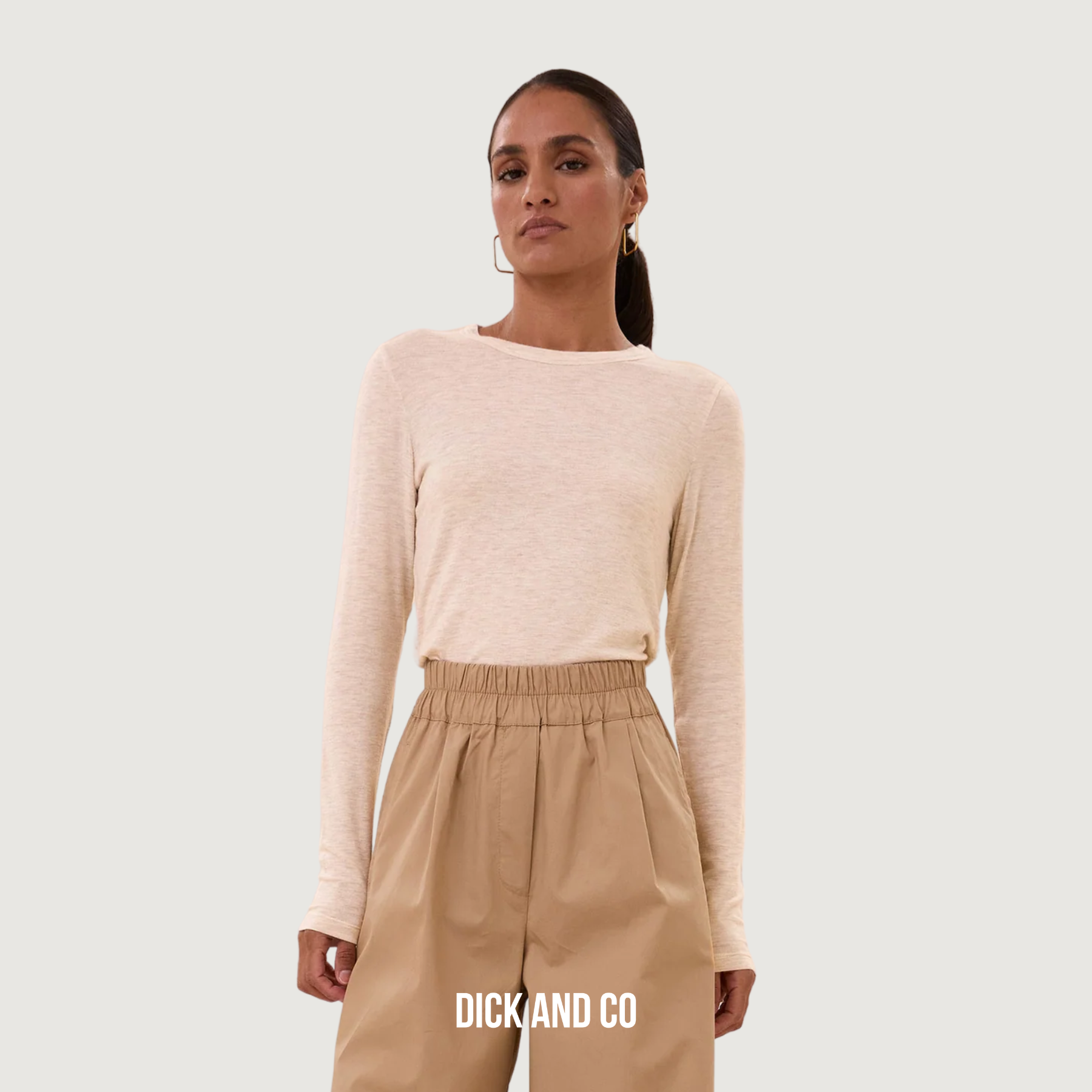 BY-BAR Moky ls top in de kleur beige (oyster)