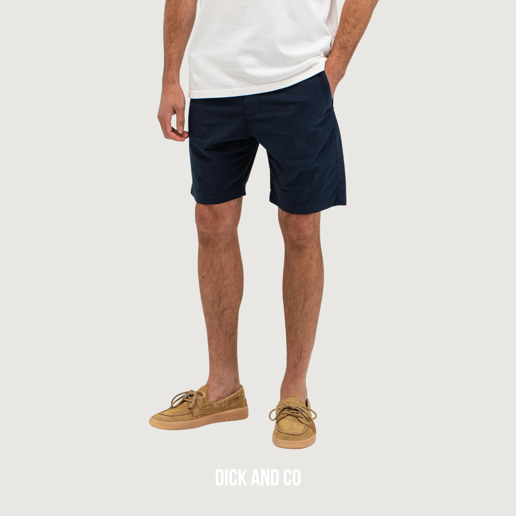 BUTCHER OF BLUE Tristan Chino short in de kleur blauw (alaska blue)
