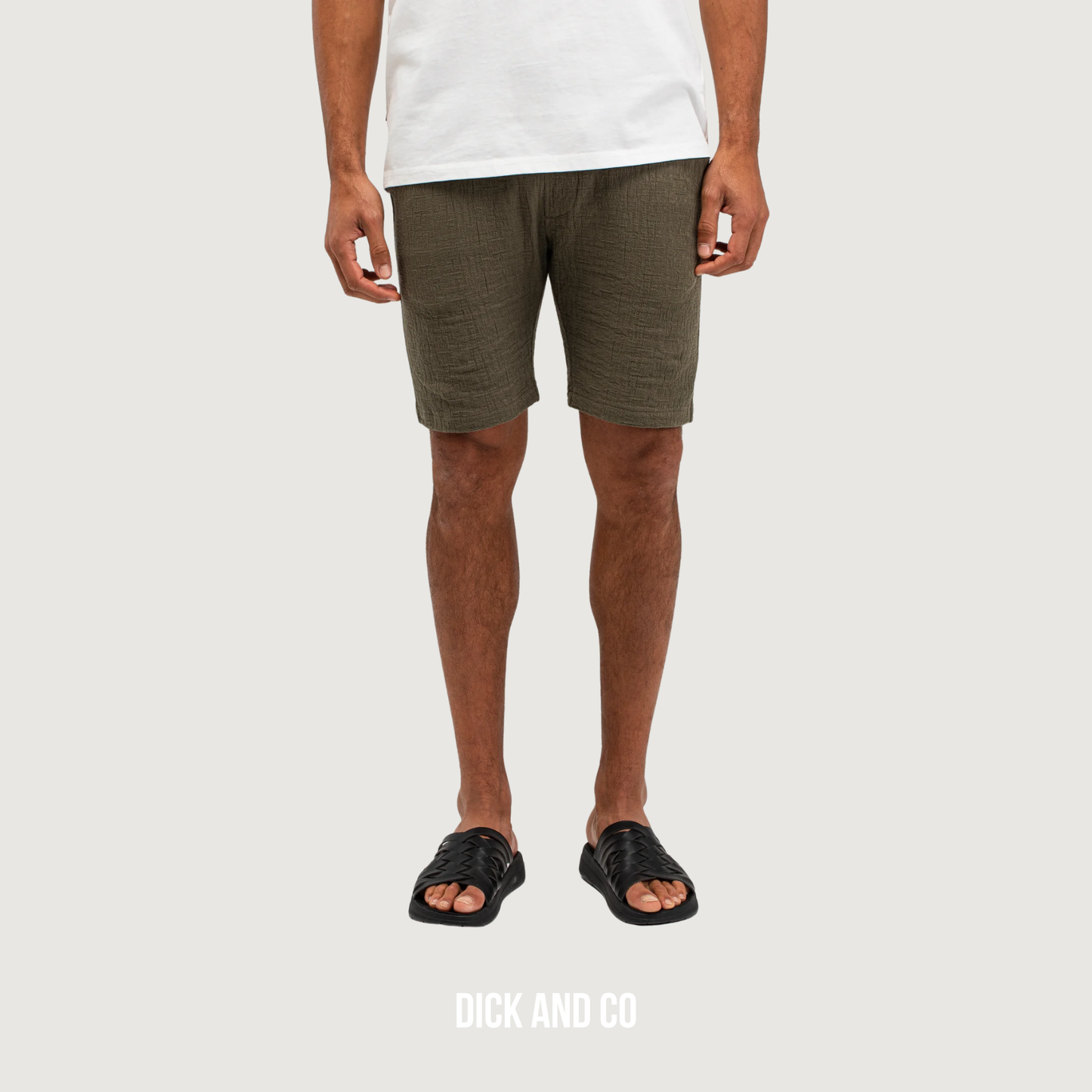 BUTCHER OF BLUE Ripley Structure short in de kleur groen (dk. granite green)