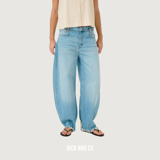 LucyMW Loose Barrel Jeans