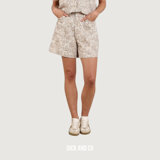 NUKUS Dagmar short Paillet in de kleur beige (sand)