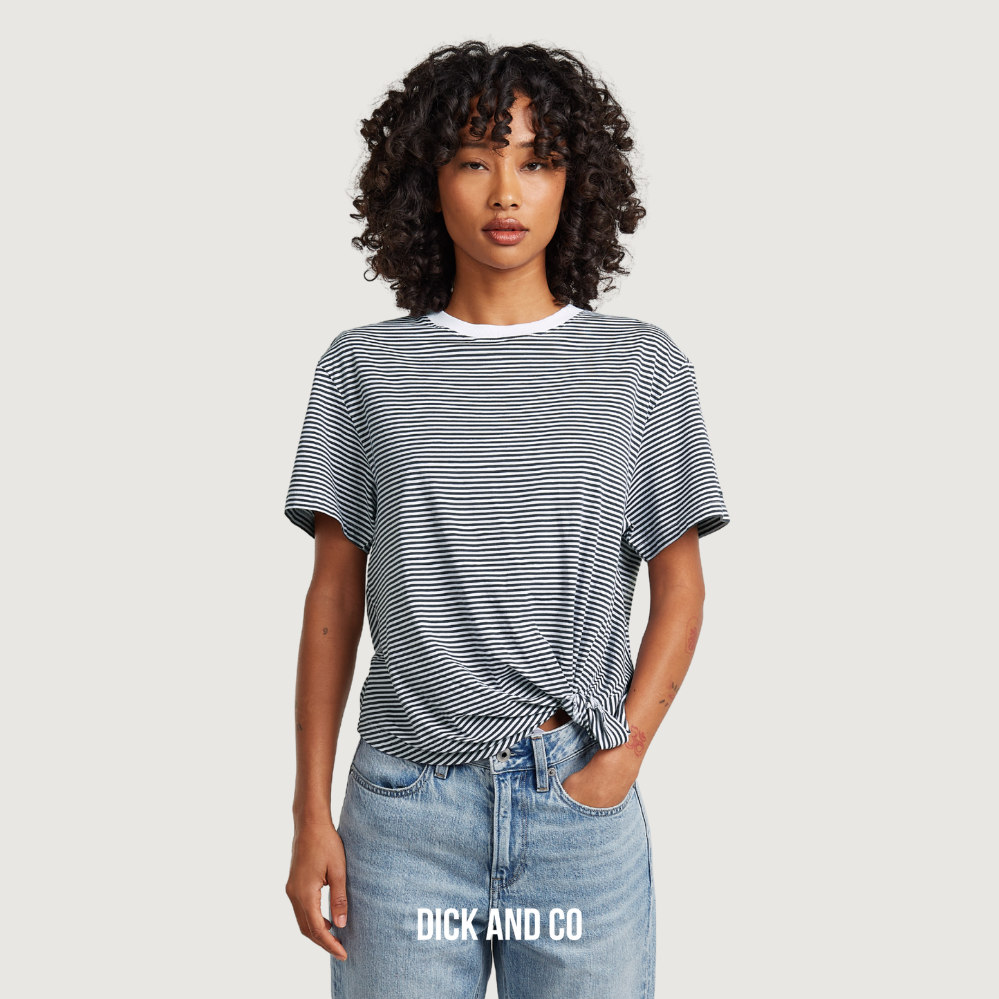 Relaxed knot stripe