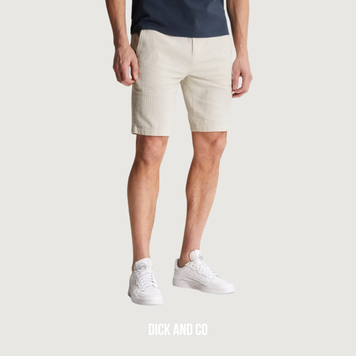 CAST IRON Regular fit chino short in de kleur beige (silver birch)