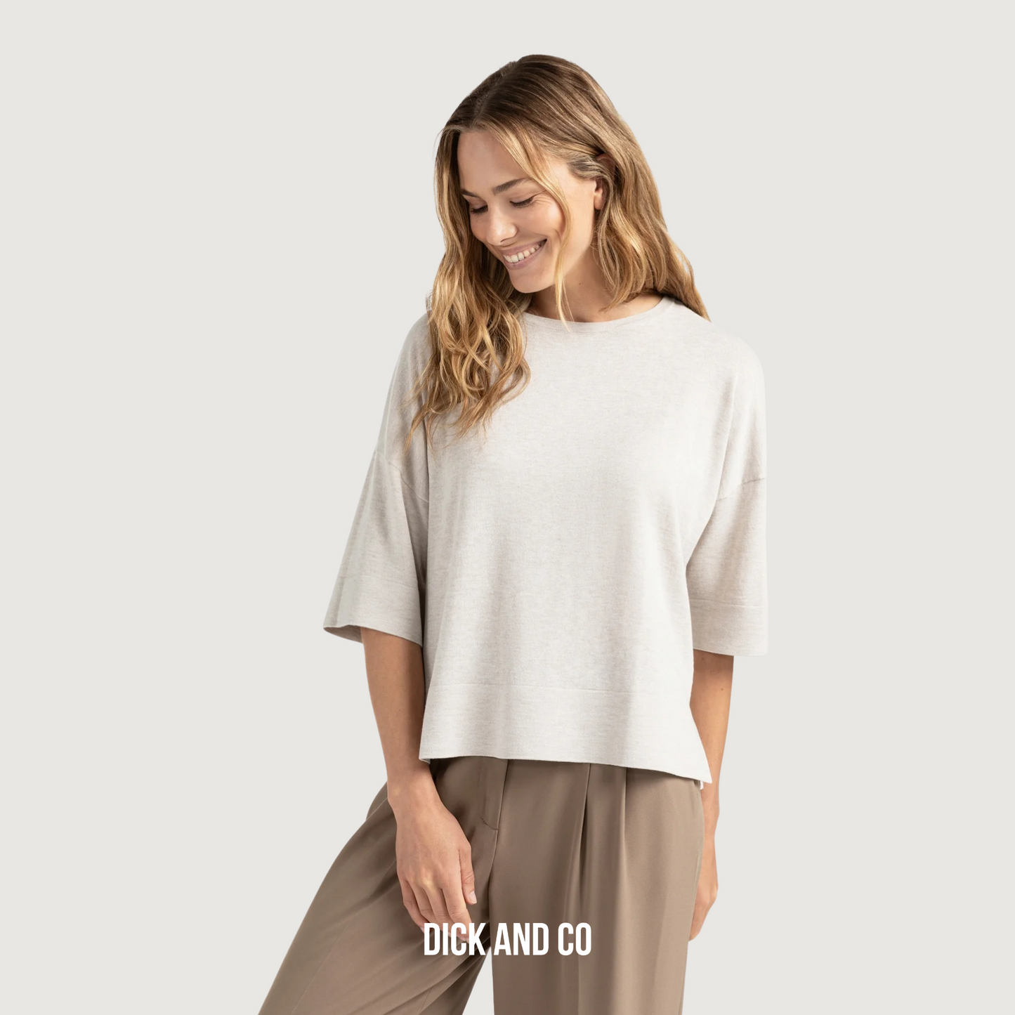 Oversized fijngebreid t-shirt (01-000454-507)