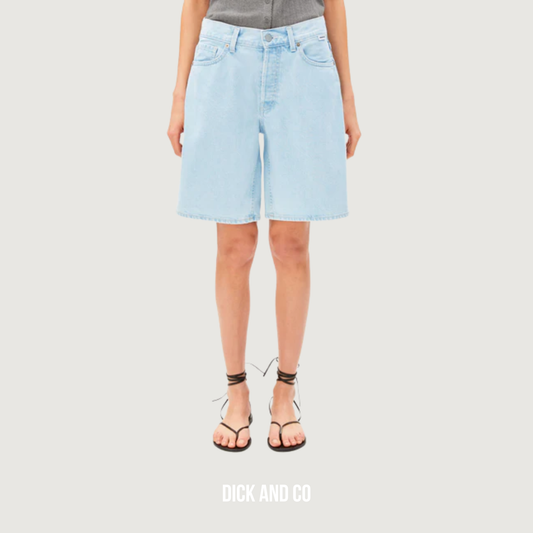ARMED ANGELS Thalinaa Mid Waist Denim short in de kleur blauw (barrea)