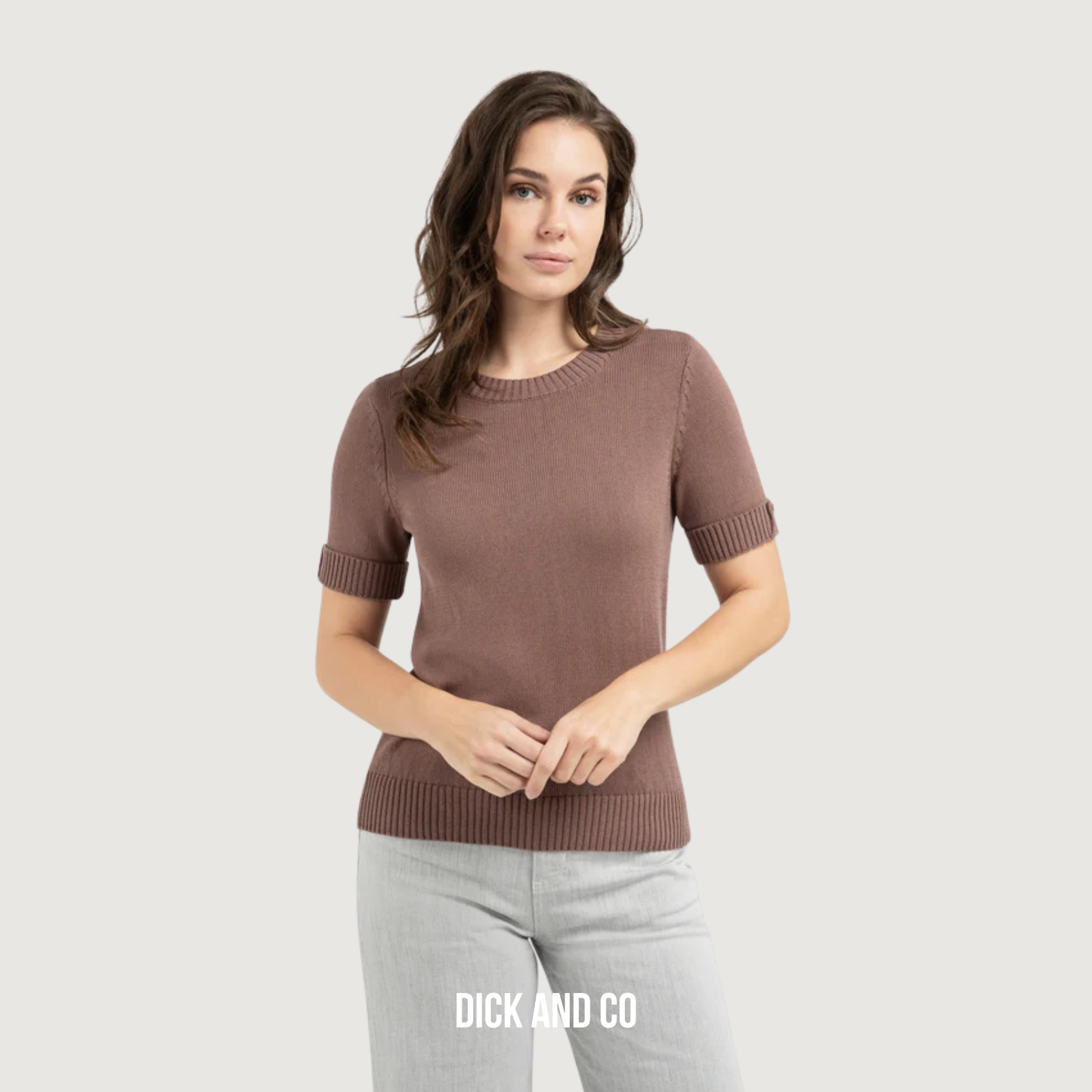 Gebreide trui met korte mouwen