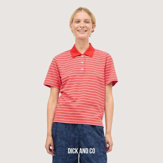 MADS NORGAARD Light Terry Marlo Polo Tee polo shirt in de kleur rood (fiery red/fairy tale/vanilla i)