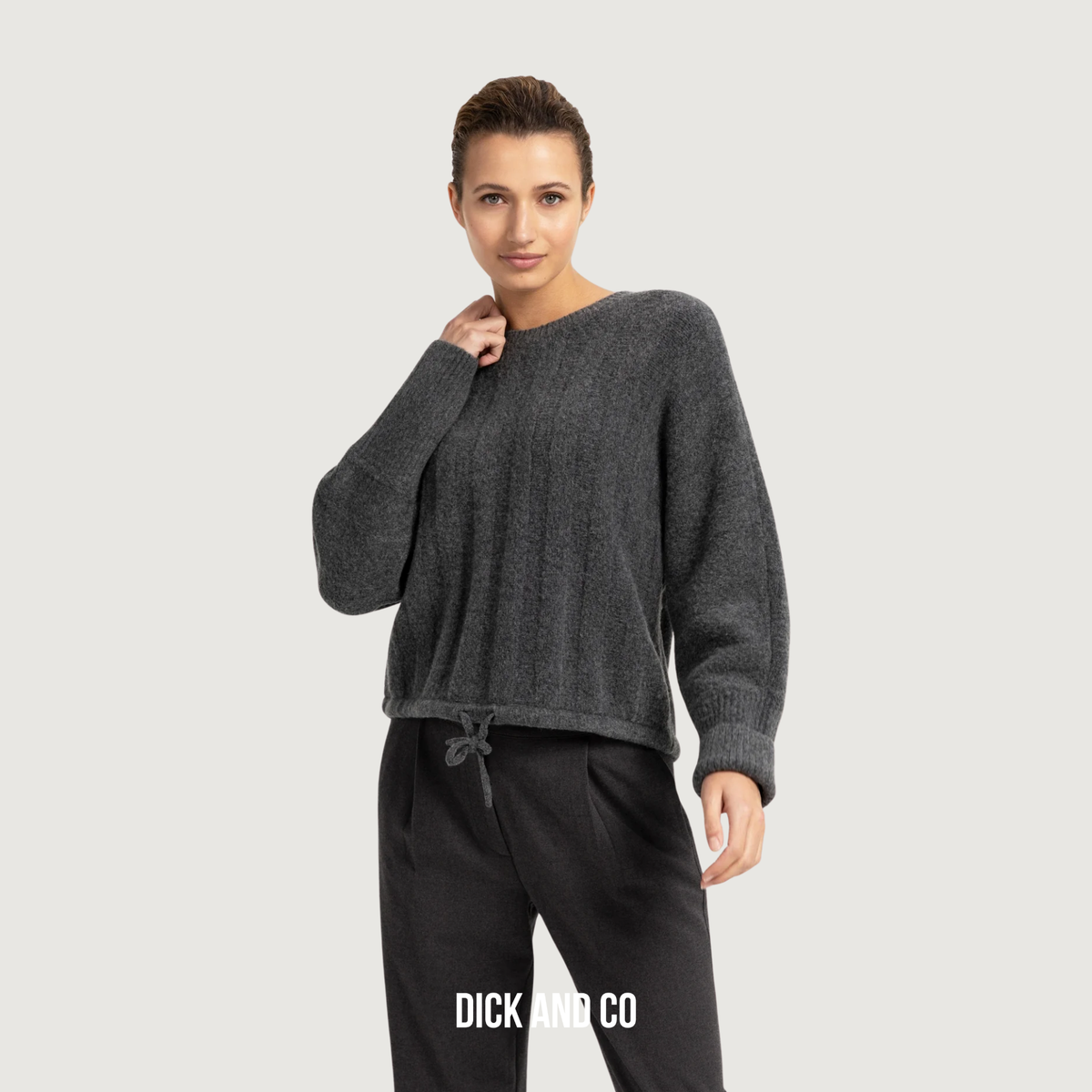 YAYA Trui met vleermuismouwen en trekkoord in de zoom in de kleur grijs (grey melange)