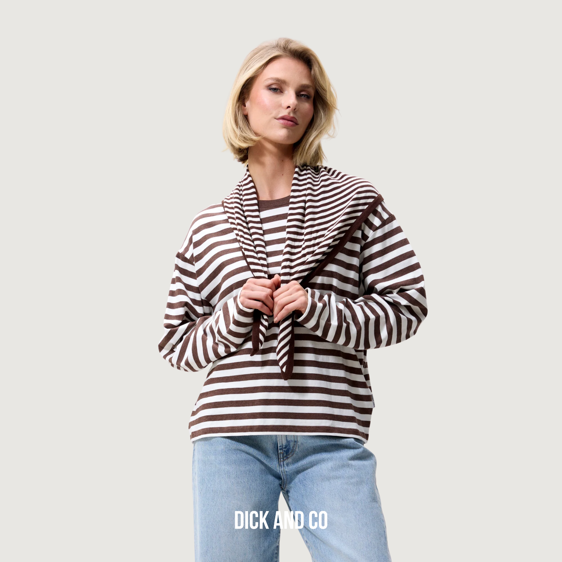 CATWALK JUNKIE Striped triangle scarf sjaal in de kleur bruin (rocky road)