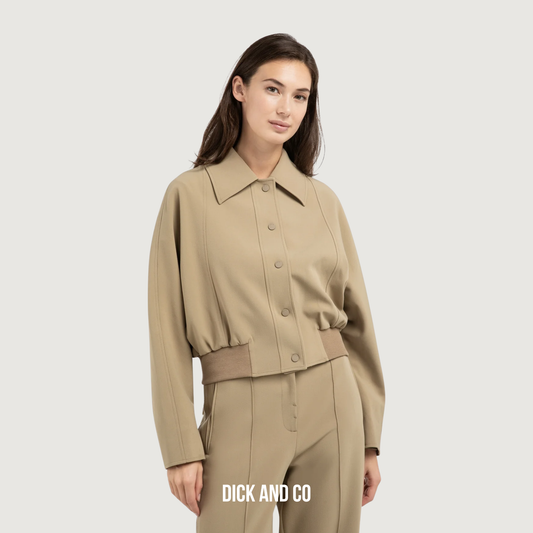 Kort oversized jasje met ribboord