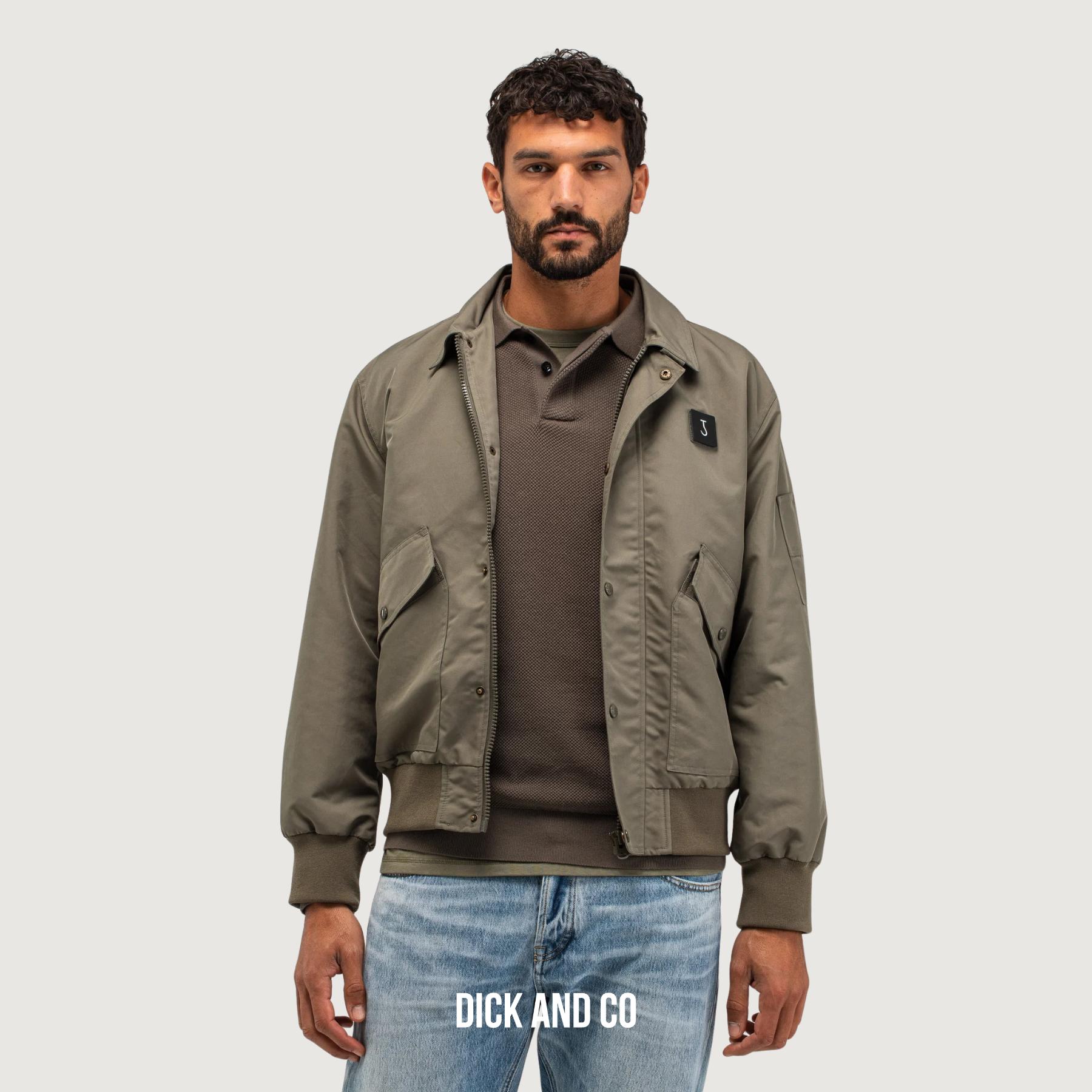 BUTCHER OF BLUE Carlos Flight Bomber jas in de kleur groen (dk. granite green)