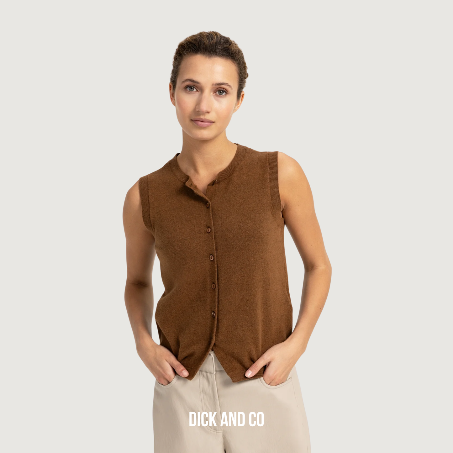 YAYA Gebreide spencer met knoopsluiting in de kleur bruin (bison brown melange)