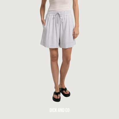 YAYA Gestreepte short met elastische taille in de kleur grijs (alabaster gray dessin)