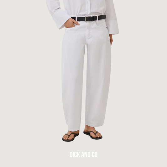 MY ESSENTIAL WARDROBE MWHottie Barrel jeans in de kleur wit (bright white)