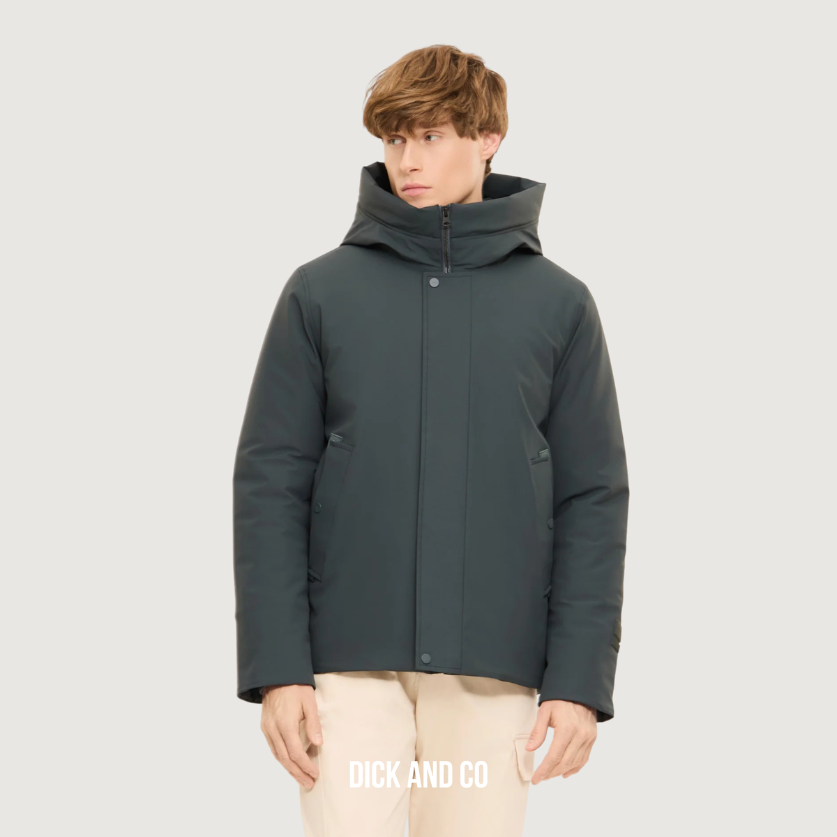 ELVINE Beurnie jas in de kleur groen (coal green)
