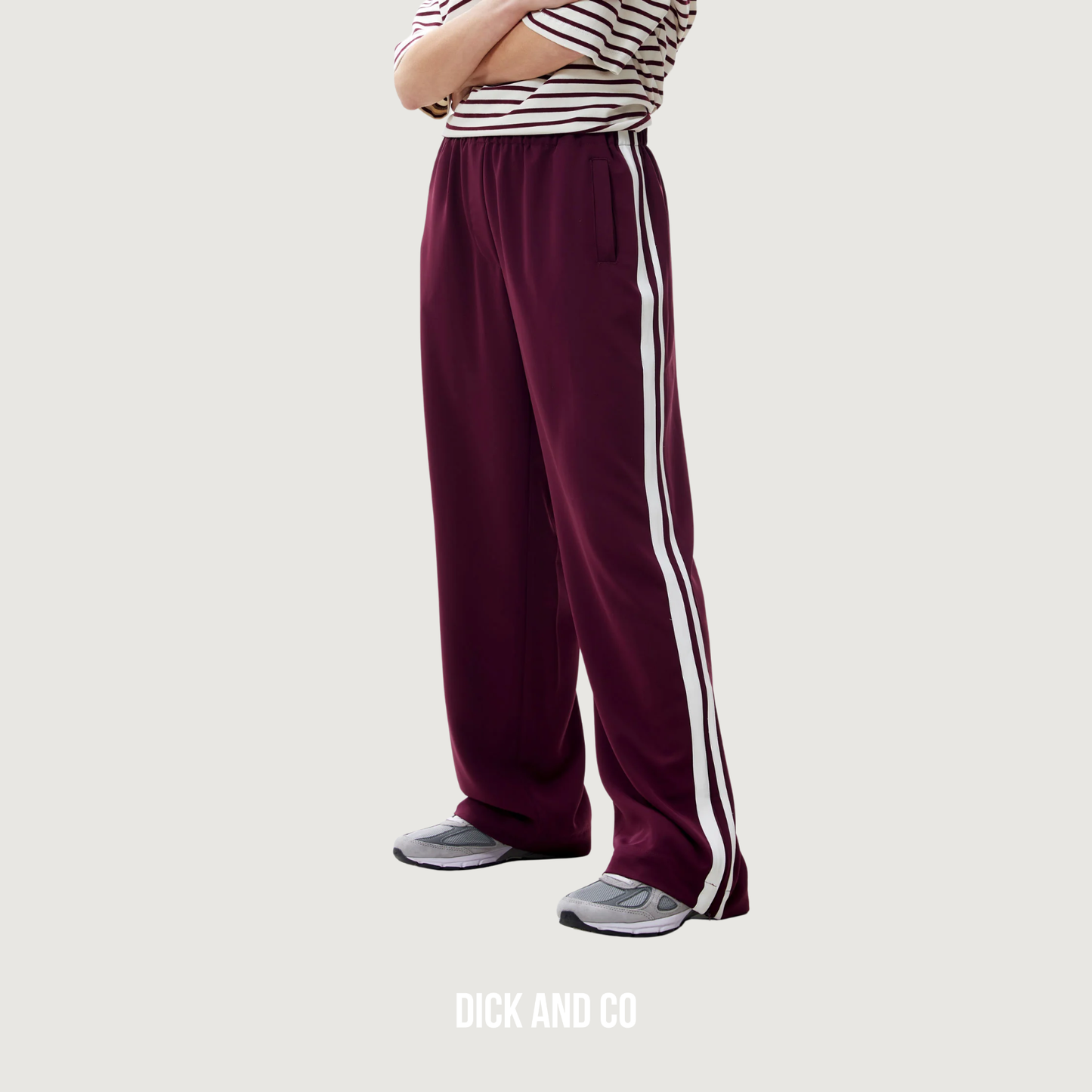 Tracksuit trousers (2502015600)