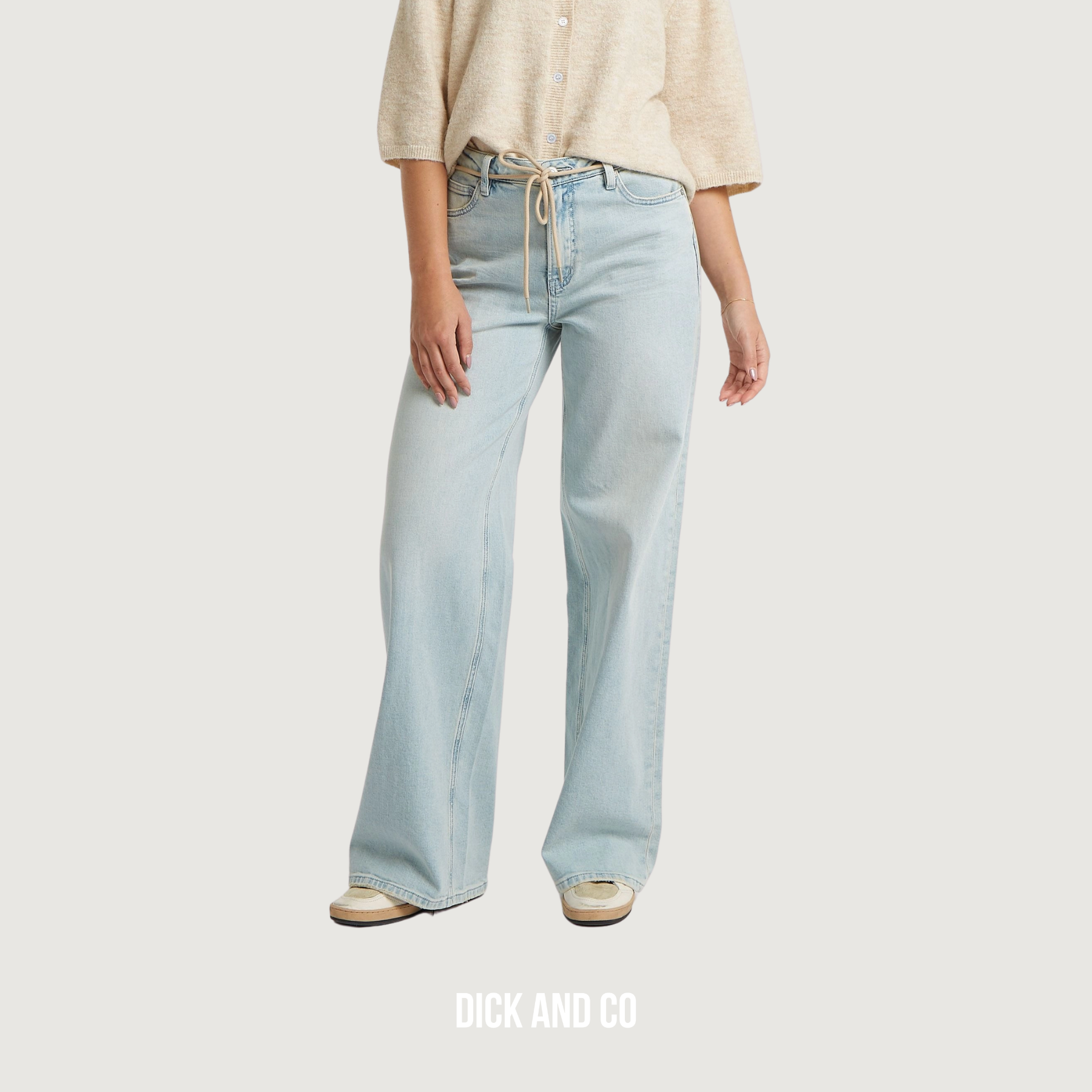 CIRCLE OF TRUST Jona jeans in de kleur blauw (carribean blue wash)