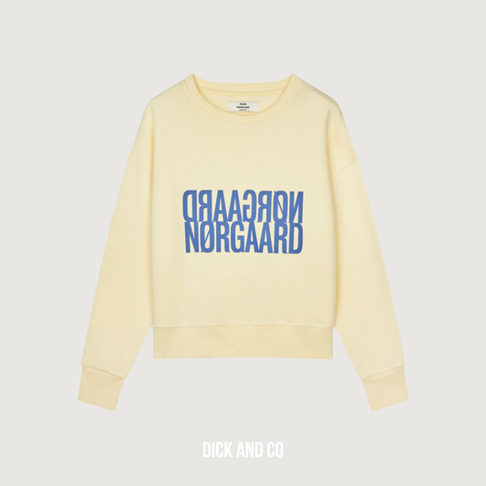 MADS NORGAARD Original sweater Tilvina sweater in de kleur geel (almond oil)