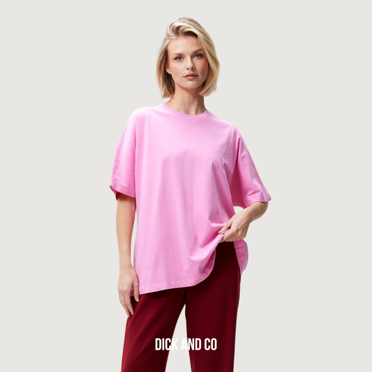 Oversized graphic t-shirt