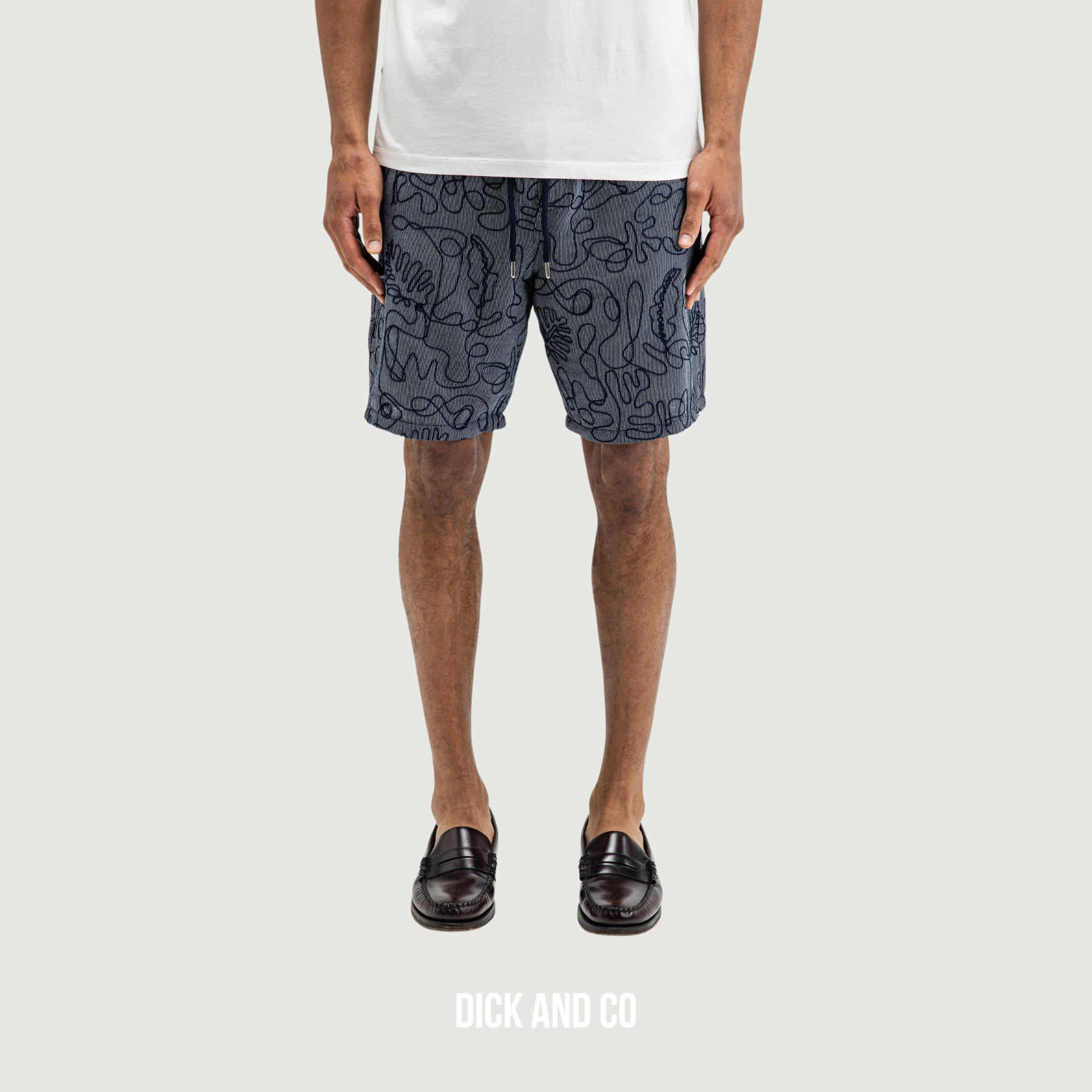 BUTCHER OF BLUE Alex Embro short in de kleur blauw (alaska blue)