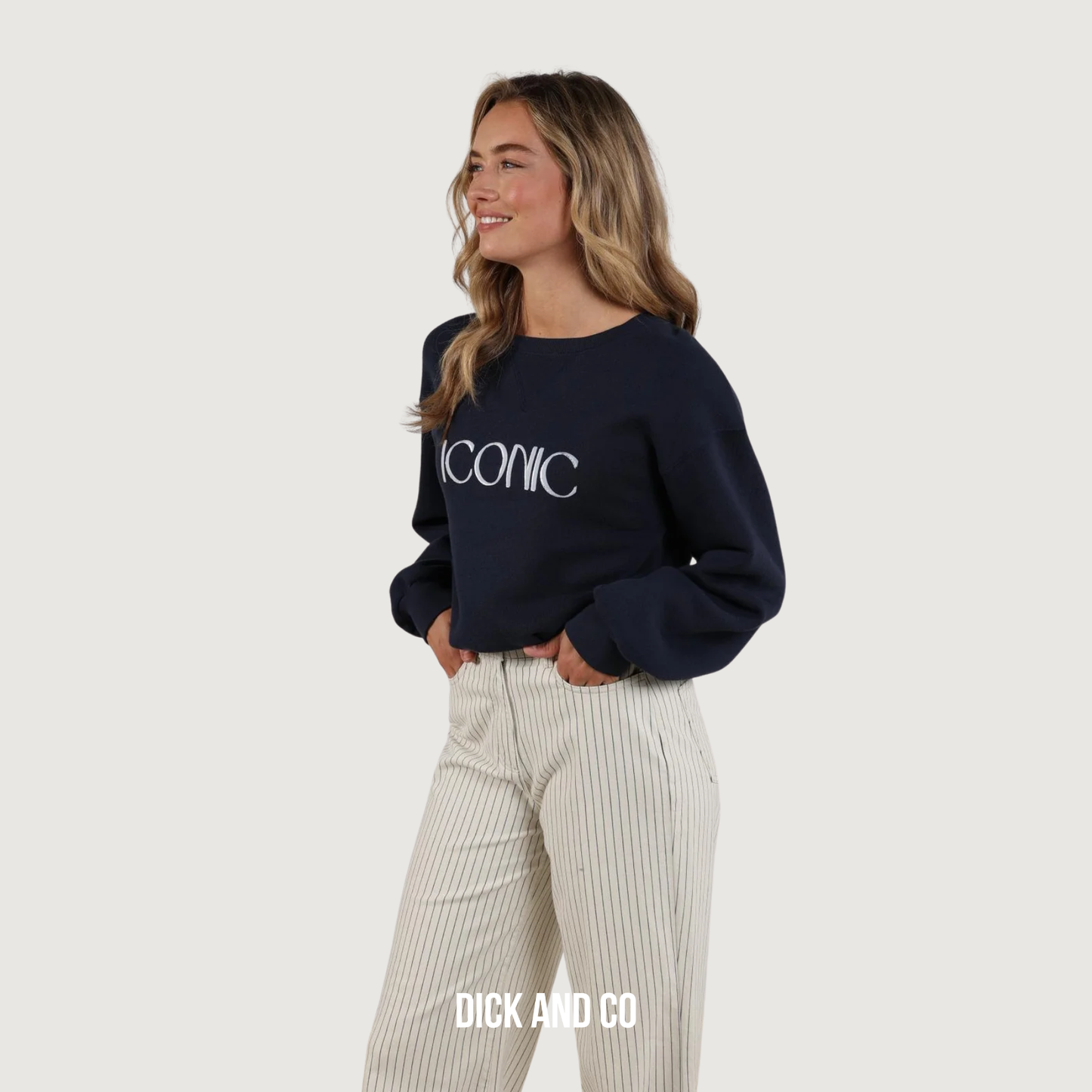 Amalia Pullover Iconic