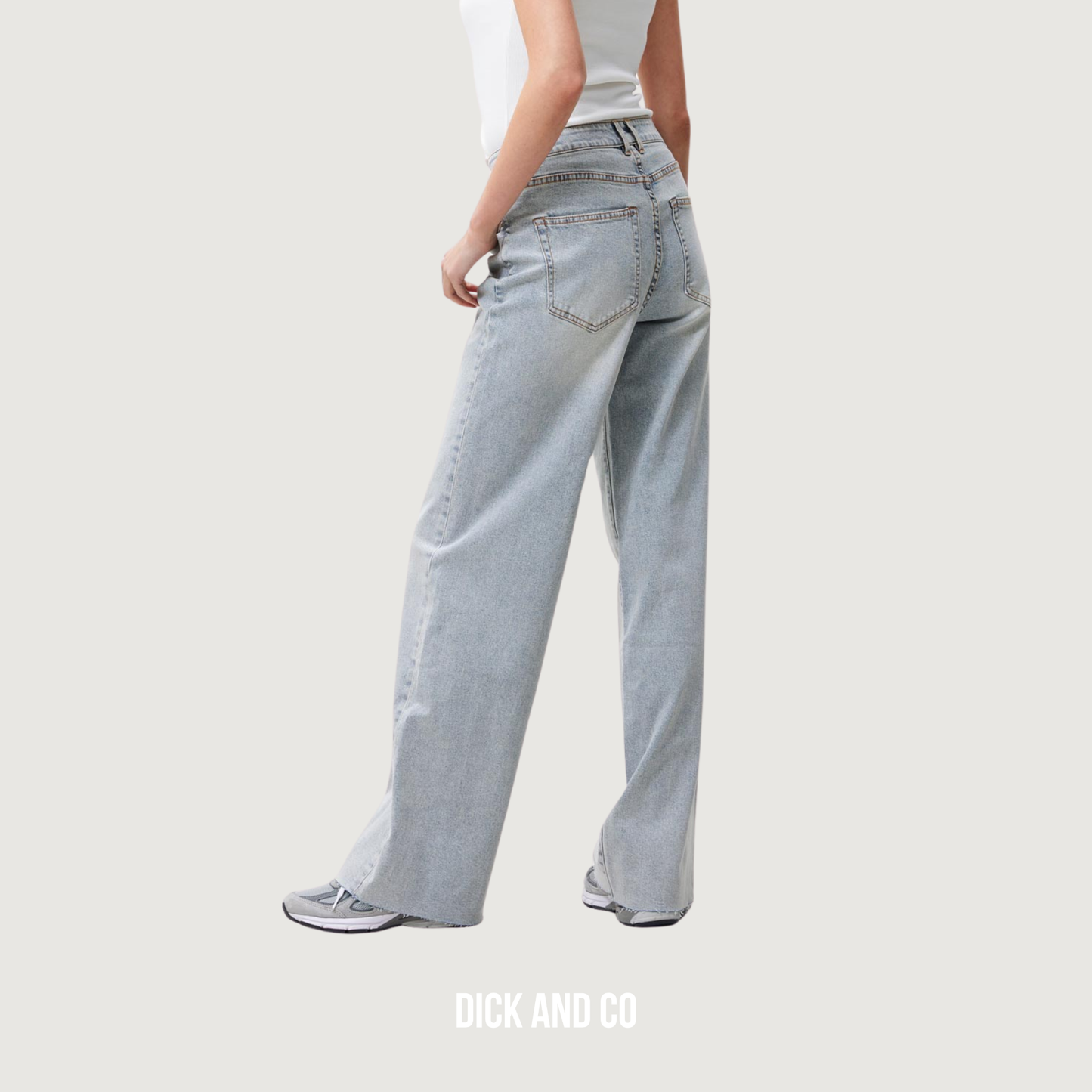 Loose fit jeans