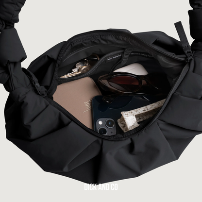 Pleat Moon Bag Small