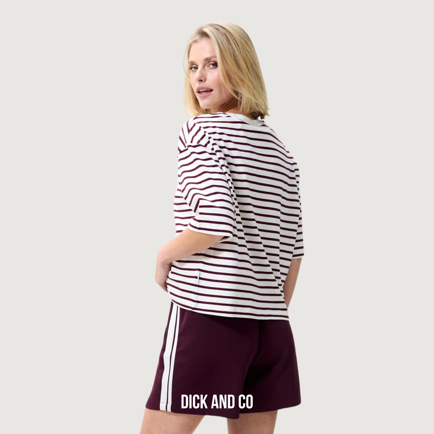 Loose fit striped t-shirt