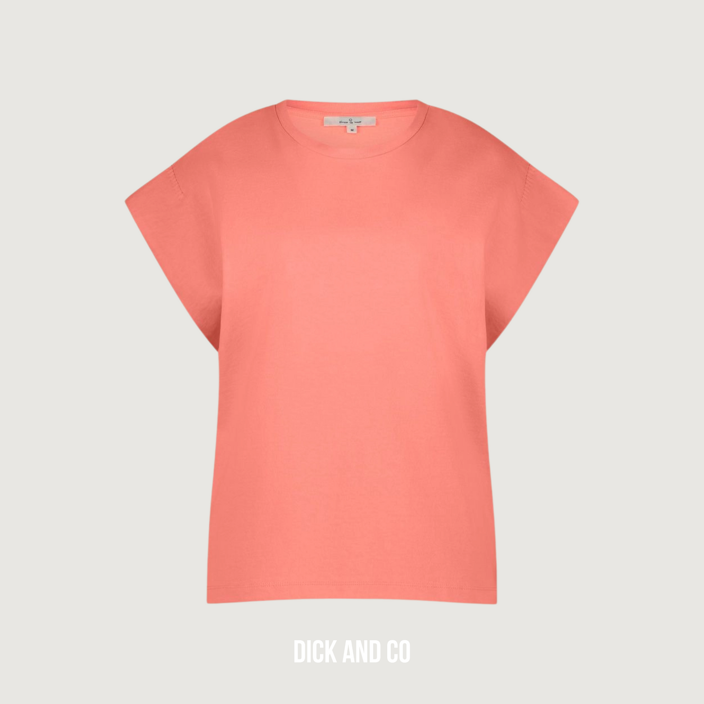 Isla Tee