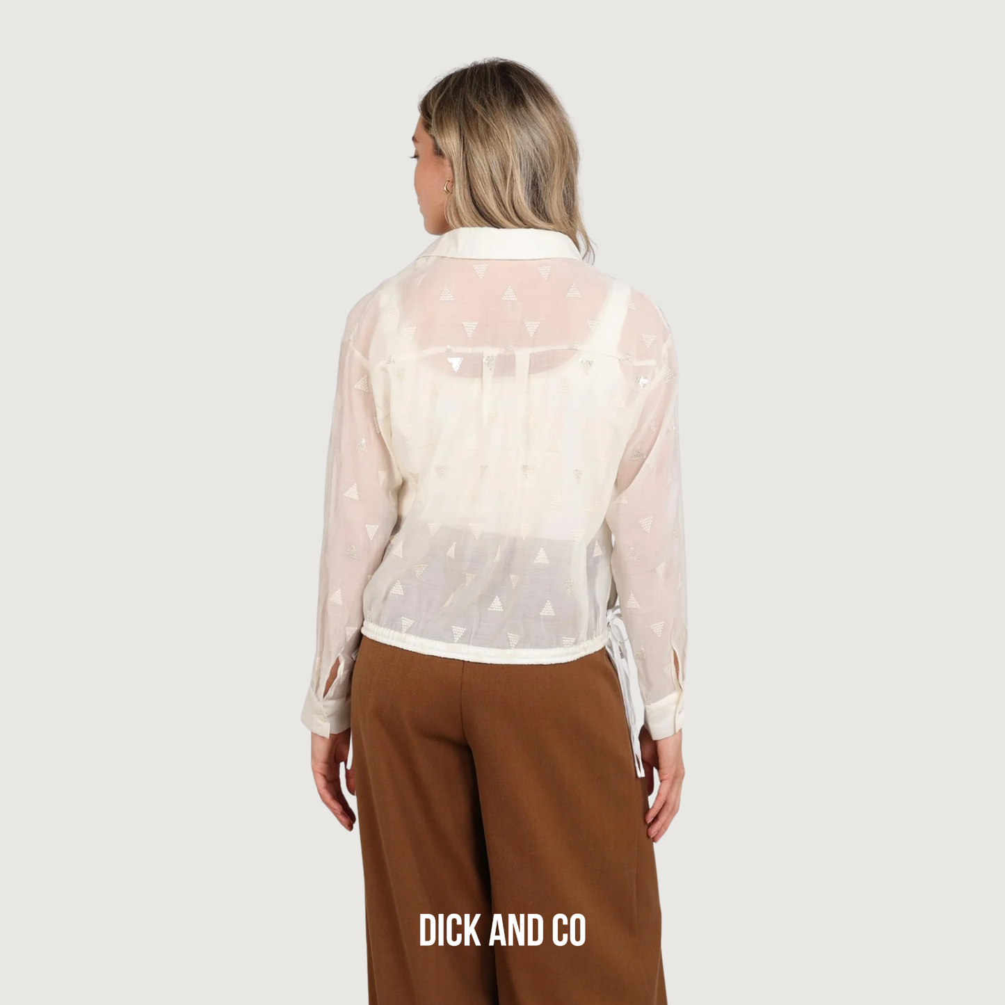 Ally blouse Square Embroidery