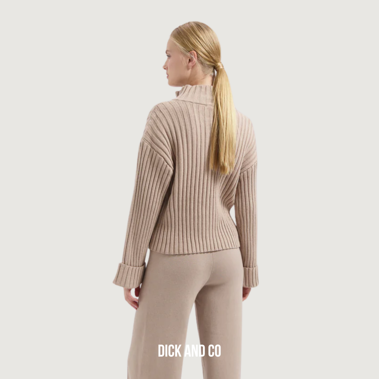 Monique trui (240569)