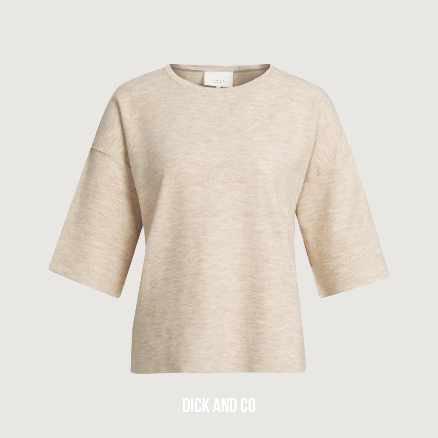 Fijngebreid oversized t-shirt met halflange mouwen
