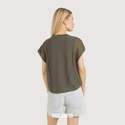 Top met transparante korte mouwen