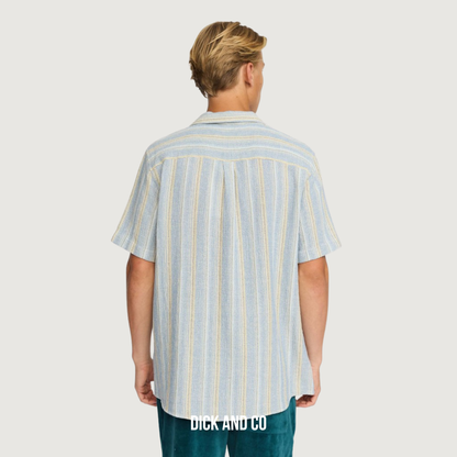 Short-sleeved shirt