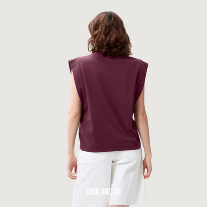 Folded shoulder singlet