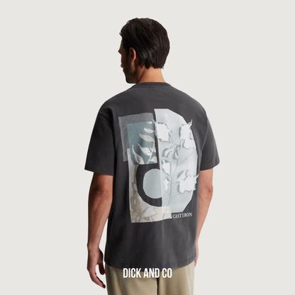 T-shirt met off-placed logo