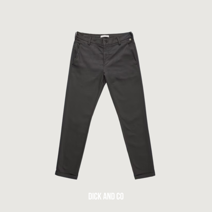 Cylas tapered fit chino