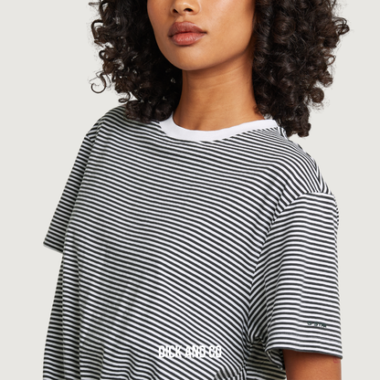 Relaxed knot stripe