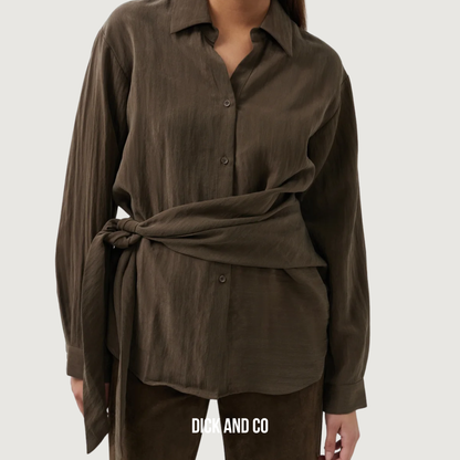 Blouse met knoopdetail