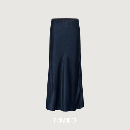 Estelle Long rok